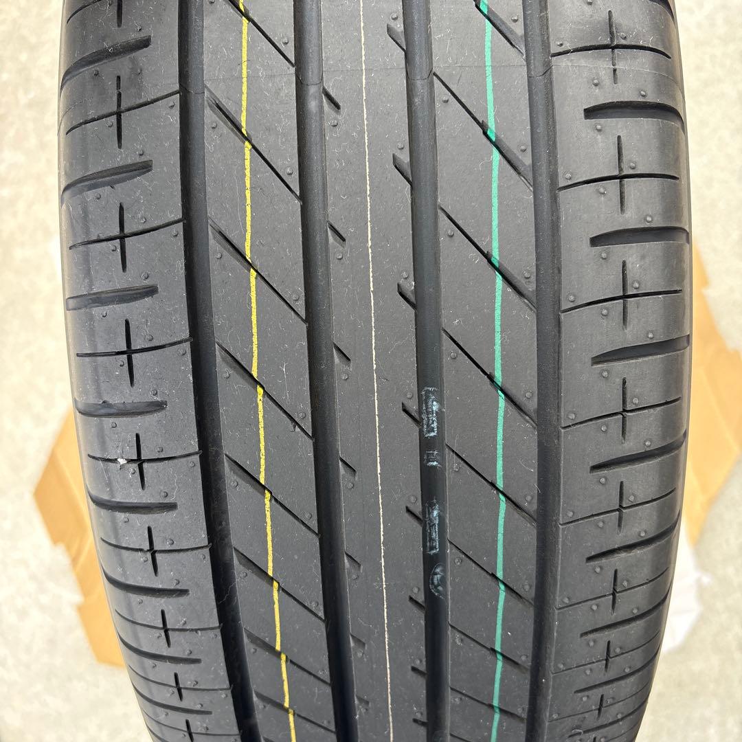 値下！［3/4本目］新車外しトヨタ新型ヴォクシーS-Zハイブリッドホイールタイヤ