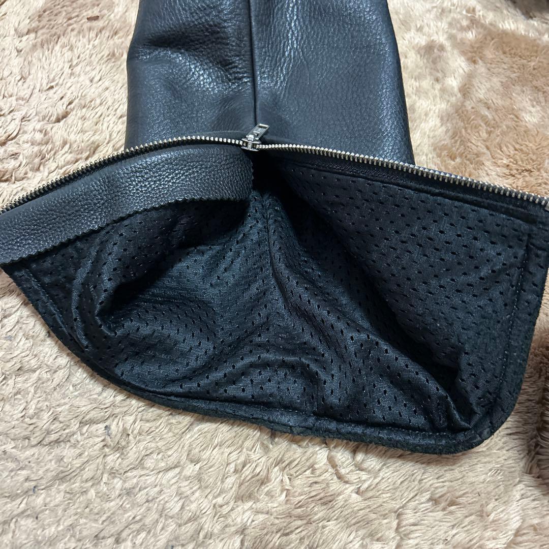 カドヤ レザーパンツ