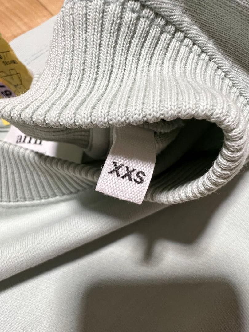 美品　AmiParis 長袖トレーナー薄手　アミパリ　XXS