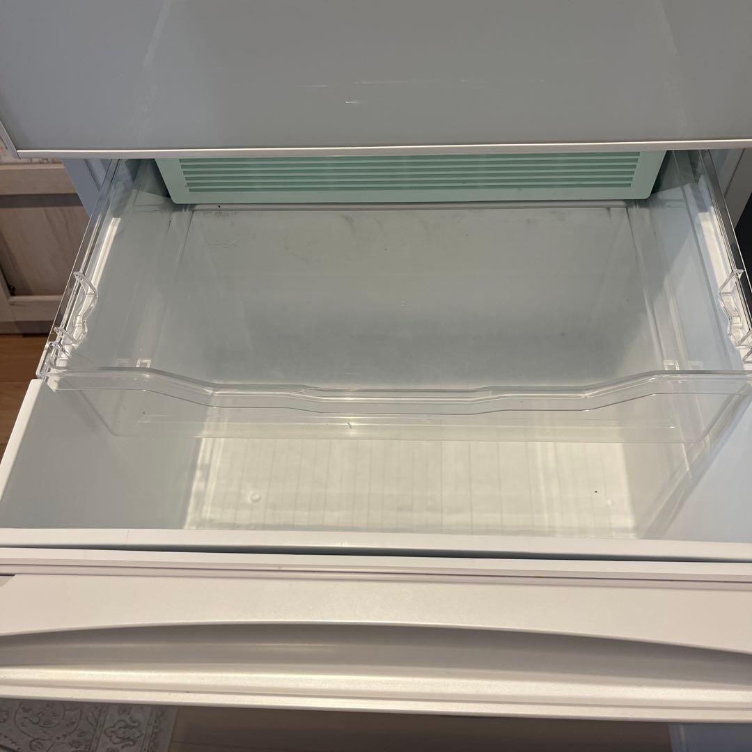 TOSHIBA 東芝　3ドア冷蔵庫 ホワイト 白　375L 2016年製　右開き