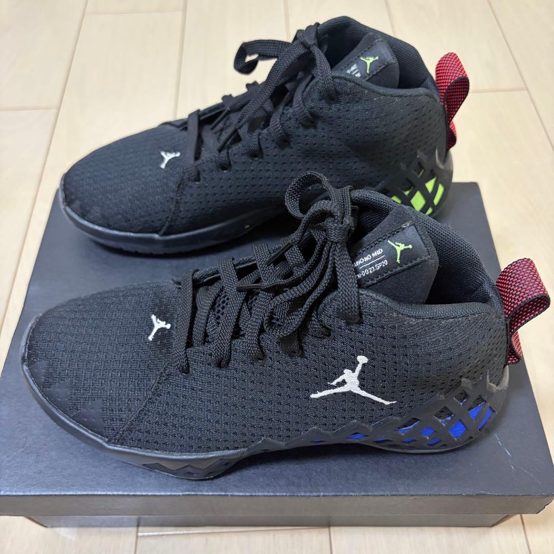 ジョーダン ジャンプマン ダイアモンド ローバスケットボールシューズ