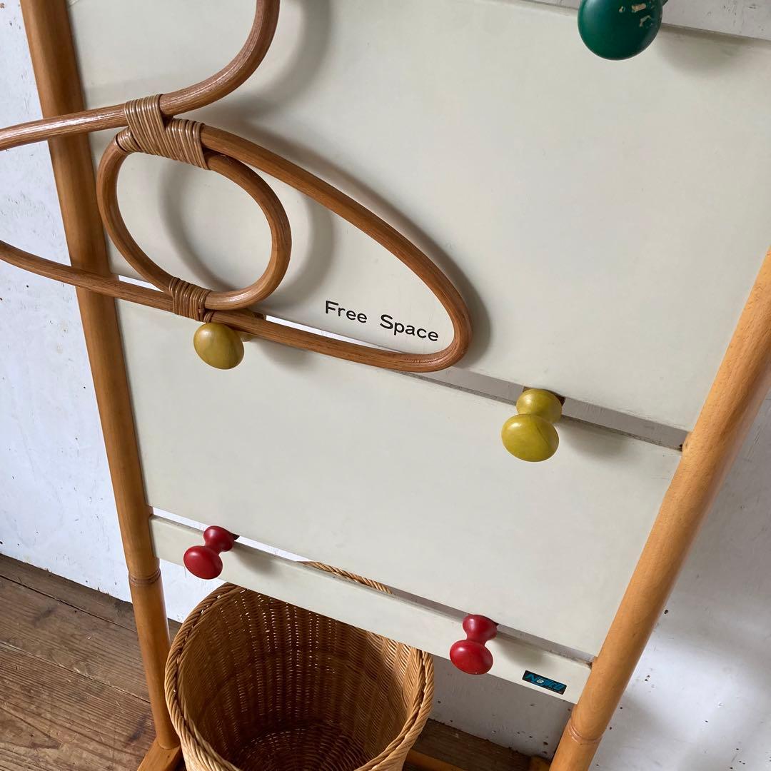 ナジコ Najico ヴィンテージ ラック ハンガー レトロディスプレイ 子供