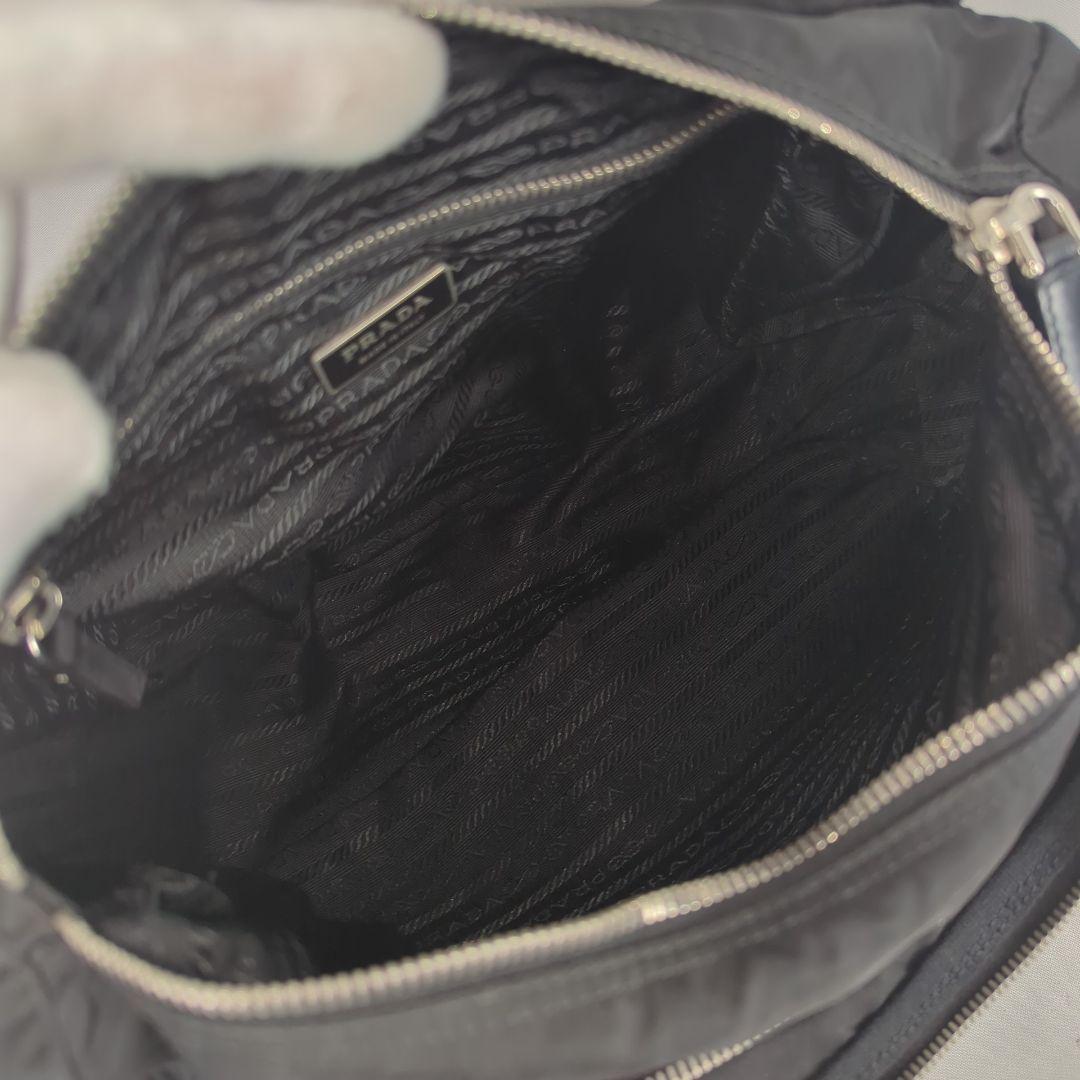 PRADA プラダ ナイロン ショルダー メッセンジャーバッグ プレート ロゴ