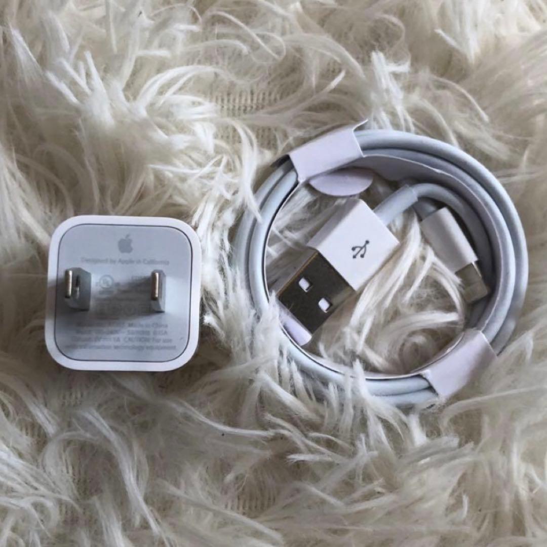 【1台限定】iPad 第7世代 32GB SIMフリー 【すぐ発送】 【付属品】