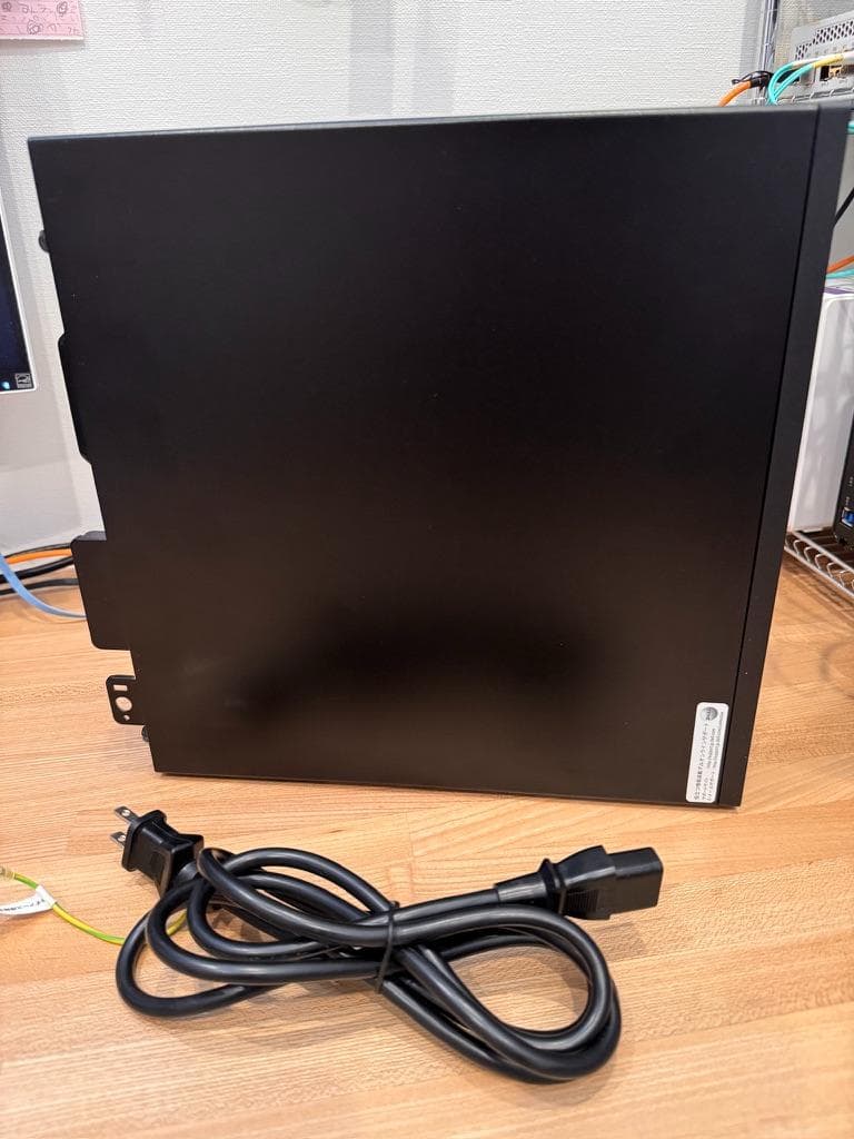 Dell OptiPlex 3070 SFF 第９世代インテルCore i5搭載