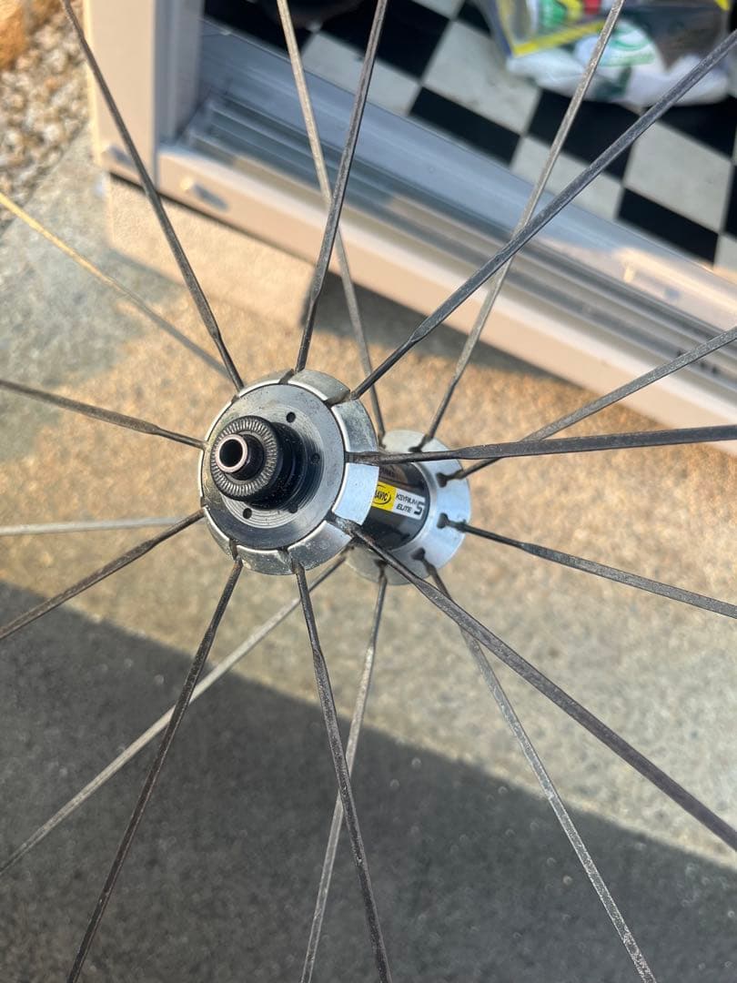 MAVIC KSYRIUM ELITE S 軽量ホイール