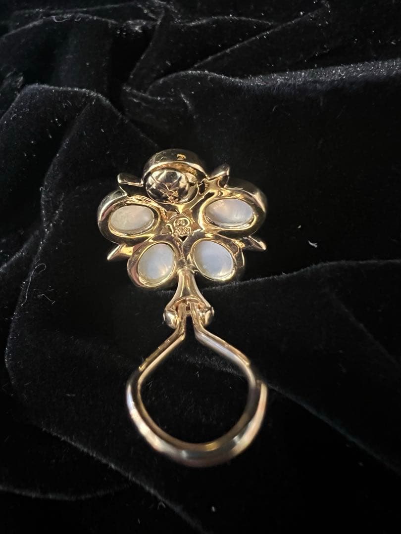 希少　MIKIMOTO ミキモト　ピクウェ　シェル.パール　イヤリングK18刻印