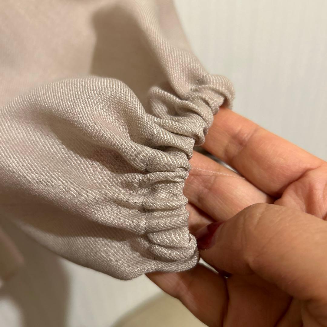 【新品¥5000お値引き】ハグオーワービエラダブルフリルカラーリボンブラウス