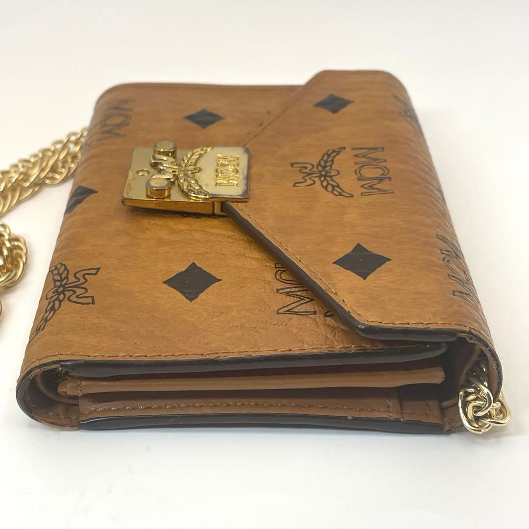 専用♡MCM✨ エムシーエム　ミニウォレット ゴールドチェーン ショルダーバッグ