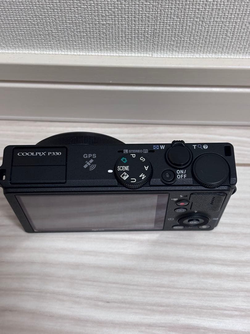 デジタルカメラ Nikon Coolpix P330