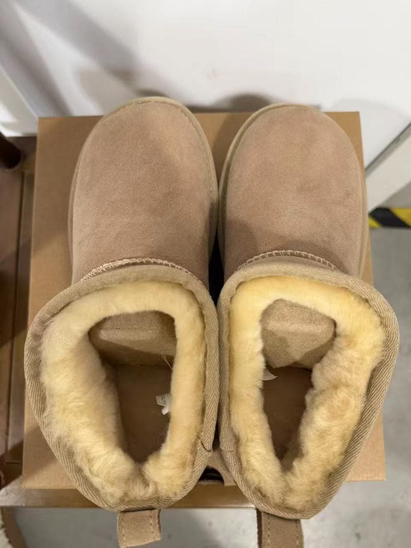 UGG クラシック ウルトラミニ プラットフォーム 3cm厚底 サンド 25cm