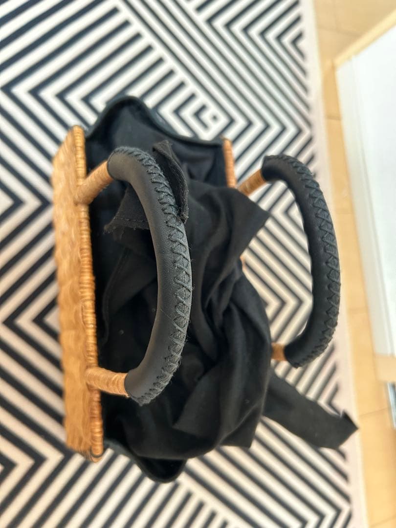 The Bagmati バグマティ　カゴバック