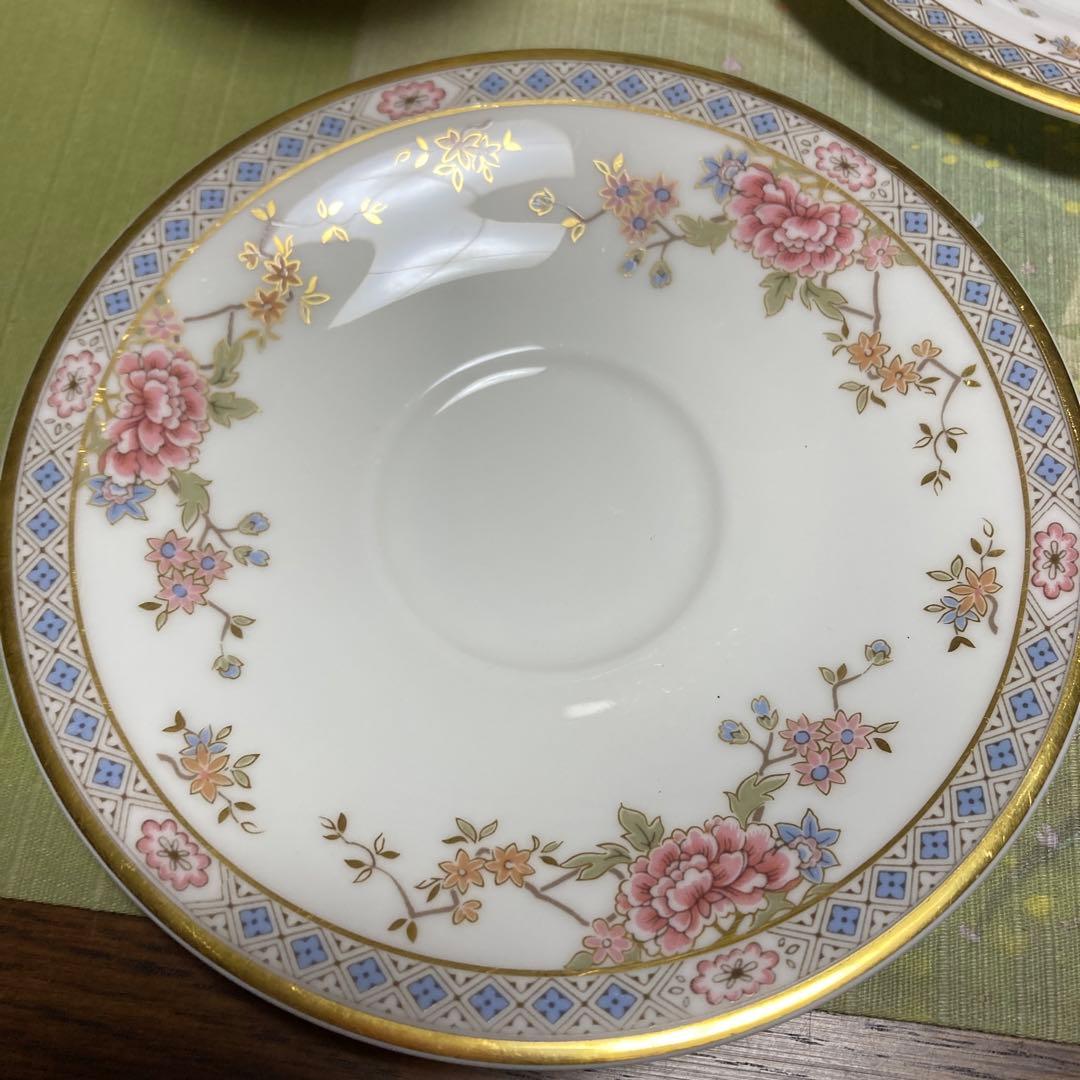 ロイヤルドルトン　カントン　トリオセット②