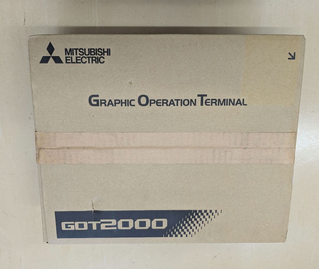 三菱電機 GT2712-STBA GOT2000 (AC100-240V)