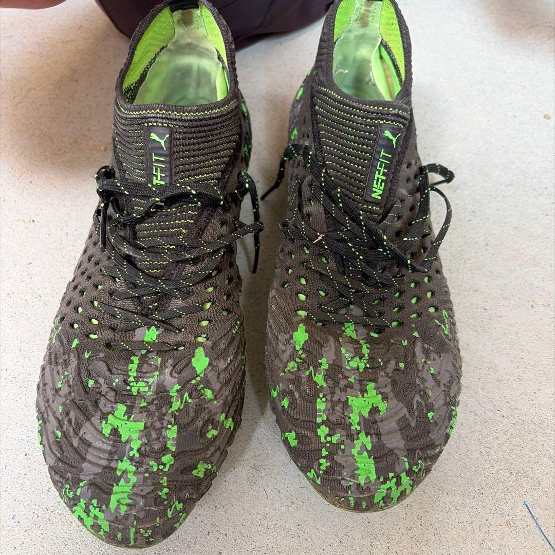 Puma スパイクシューズ ブラック/グリーン