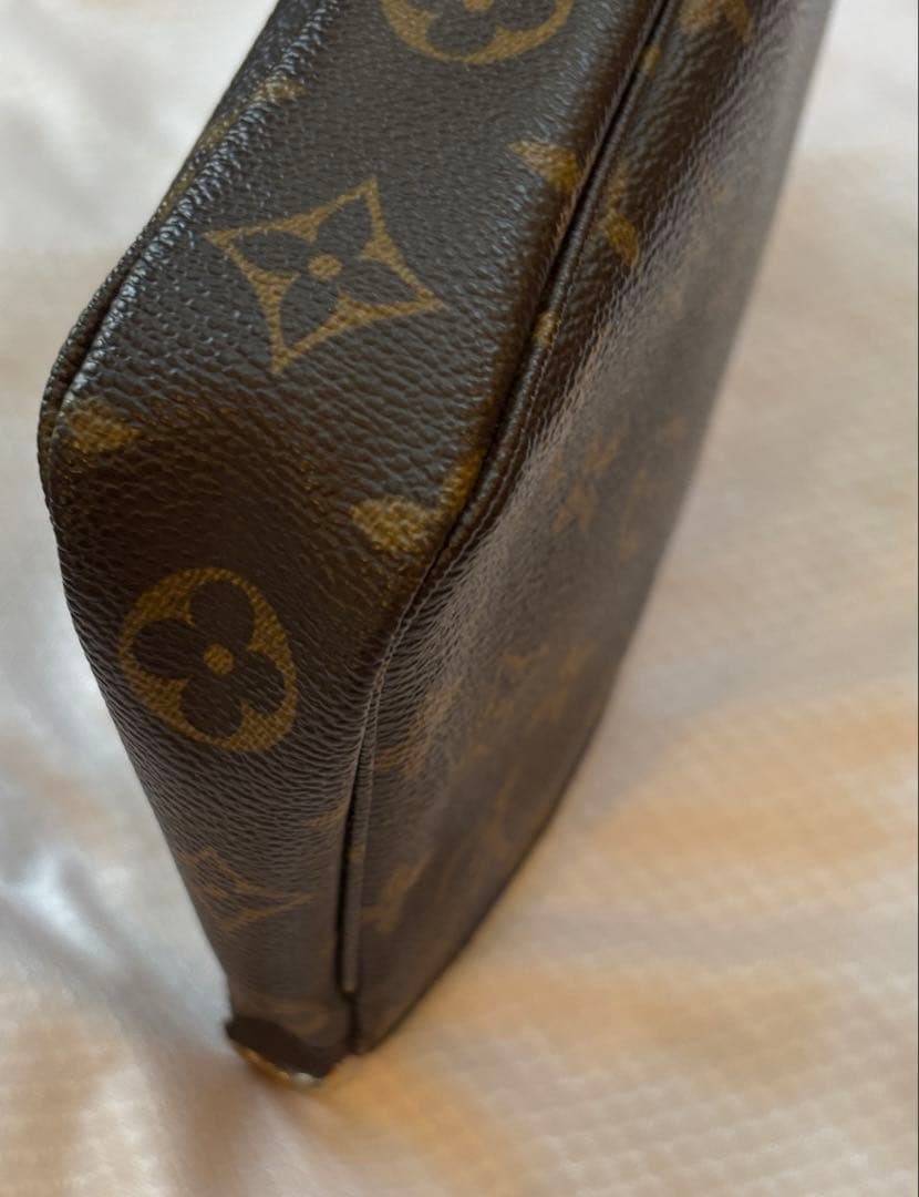 LOUIS VUITTON ポシェット アクセソワール キーフォルダー付き