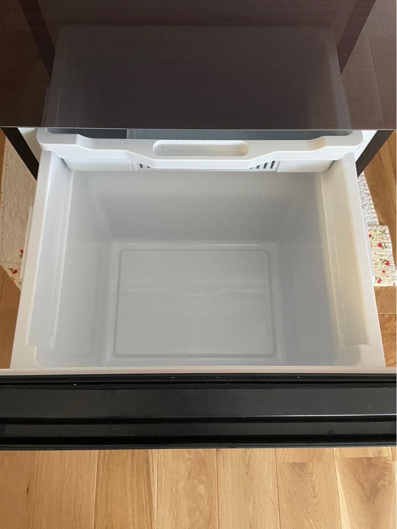 Hisense HR-G2801BR 3ドア冷蔵庫 282L 2020年製