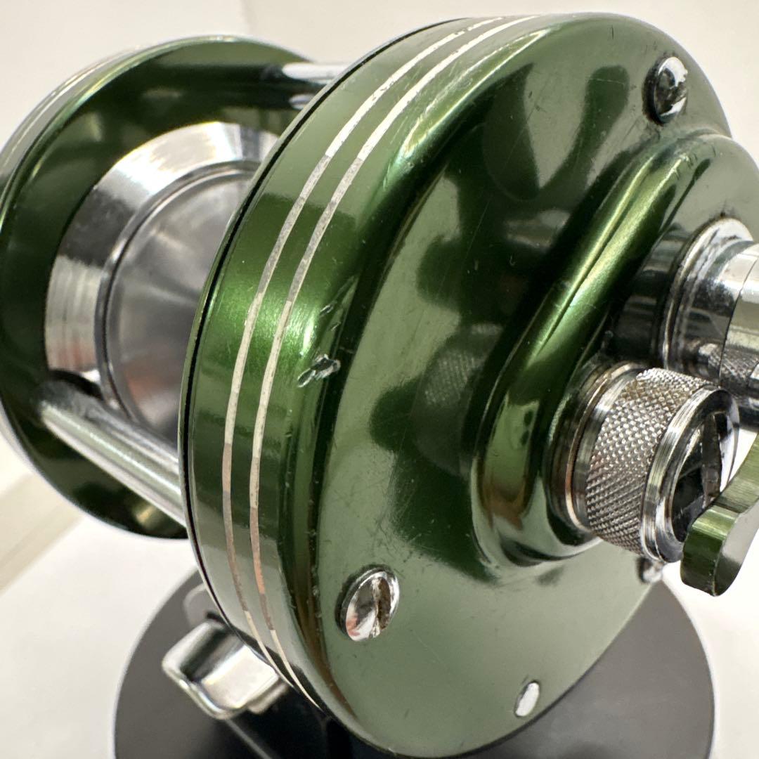 Heddon MARK IV 3200 ベイトリール