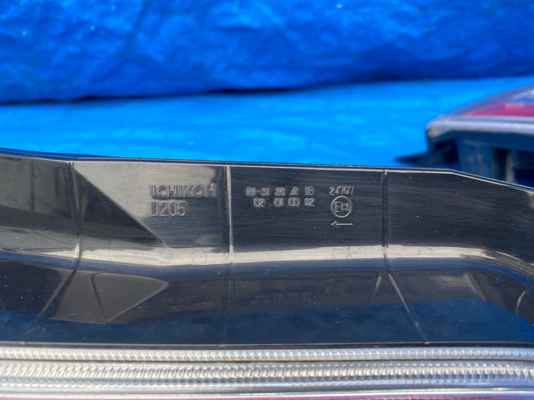 5AA-MH95S ワガンRテールライト 35603-63R01 クリア/レッド