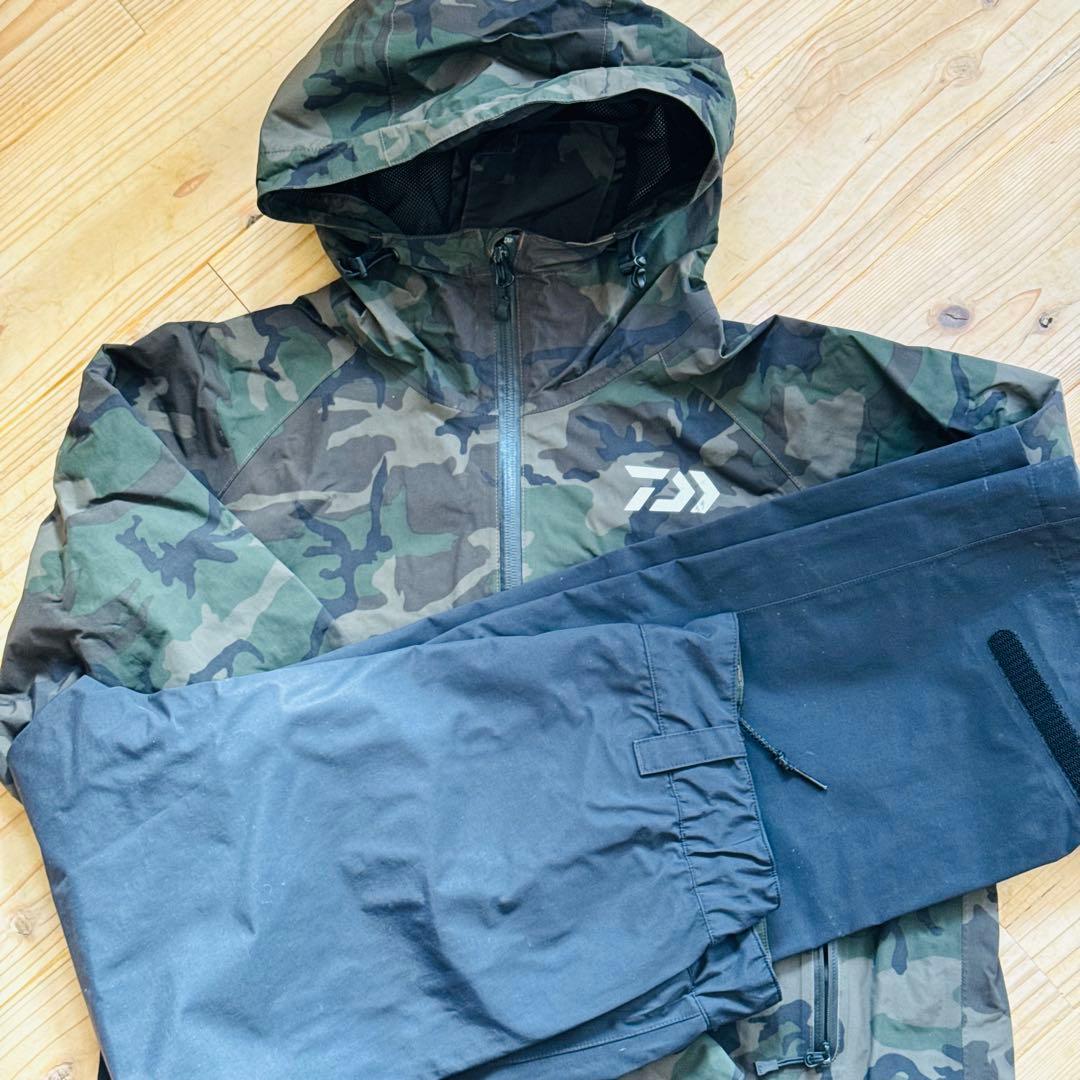Daiwa DR-3306 迷彩 フィッシングスーツ カモフラ　セットアップ