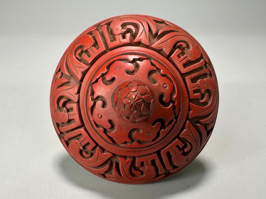 中国漆器　堆朱香炉