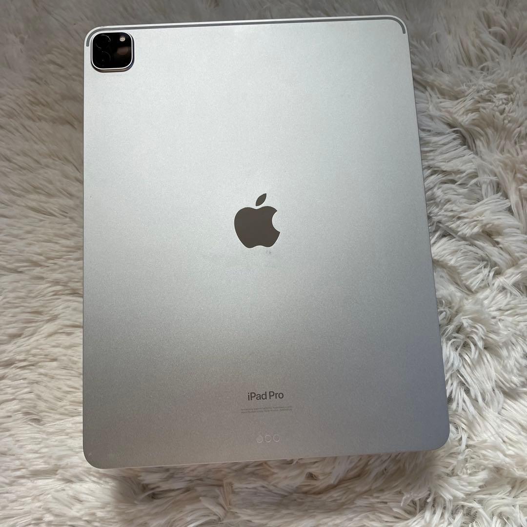 【早い者勝ち】iPad Pro 12.9第6世代 128GB 【すぐ発送】