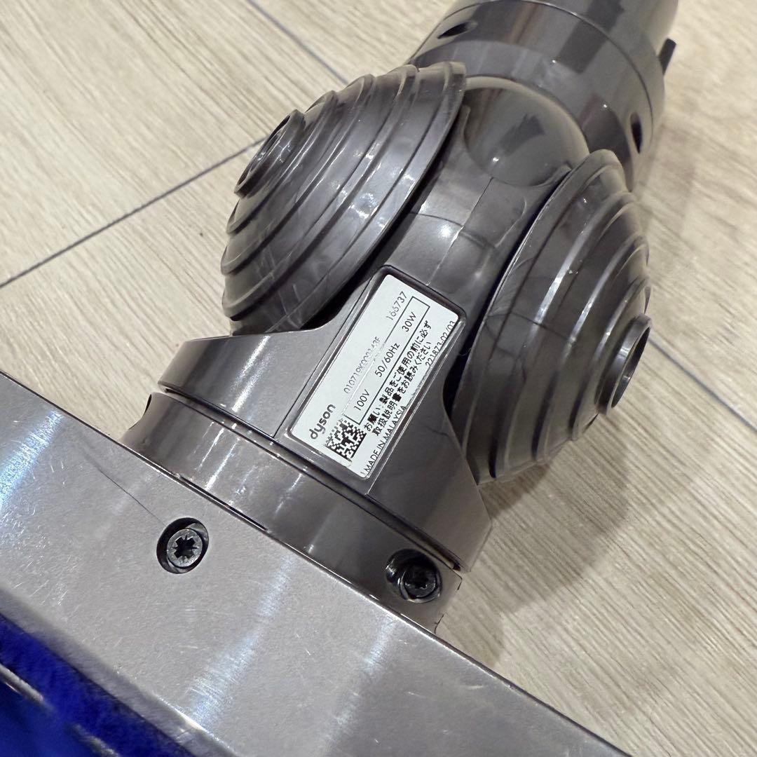 Dyson V4 Digital Absolu CY29 サイクロン　ダイソン