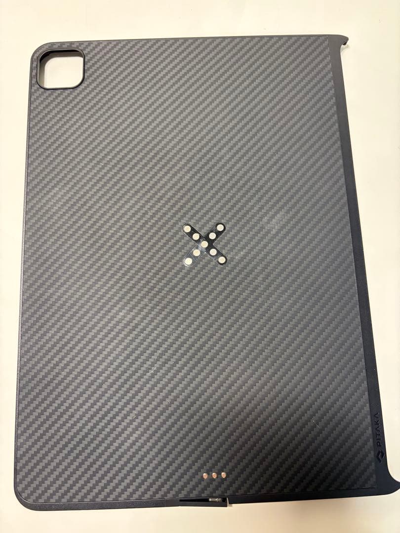 PITAKA MagEZ Charging standとCase Pro