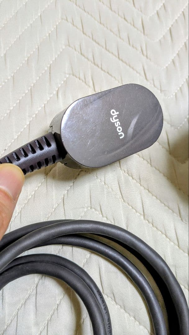 【美品】ダイソンドライヤー Dyson 大風量 レッド