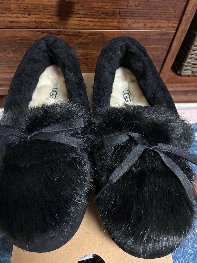 UGG モカシン　ダコタ　アンスレー　シェイン　リボン　ブラック　24㎝