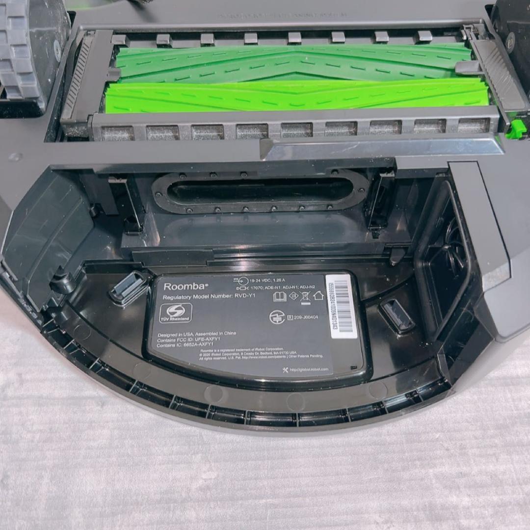 【清掃済み！】ルンバ i5+ アイロボット ロボット掃除機 i555860