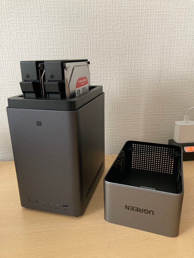 外付けハードディスク・ドライブ UGREEN NASync DH2300 4TB NAS