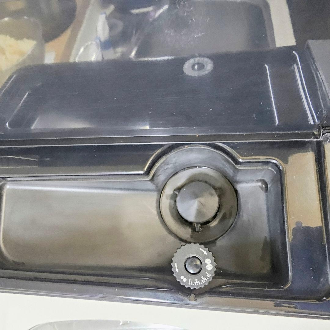 デロンギ エスプレッソマシン マグニフィカ ESAM2200SJ