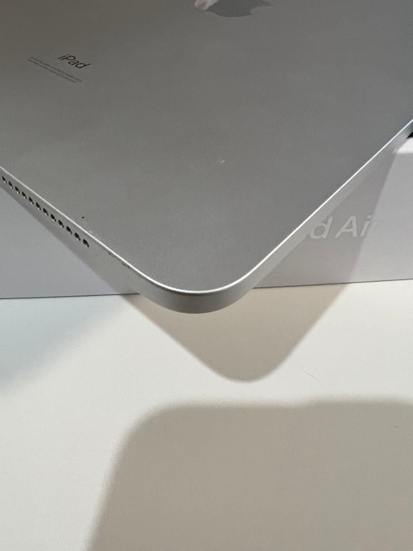 iPad Air4(第4世代) 64GB シルバー Wi-Fi バッテリー97%