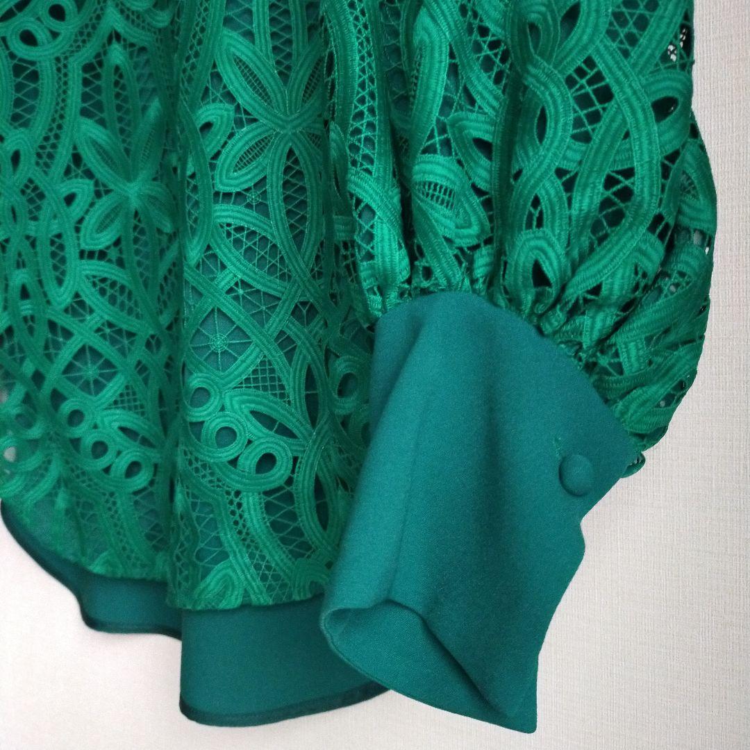 新品未使用 アドーアADORE フラワーオーナメントレースブラウス 38