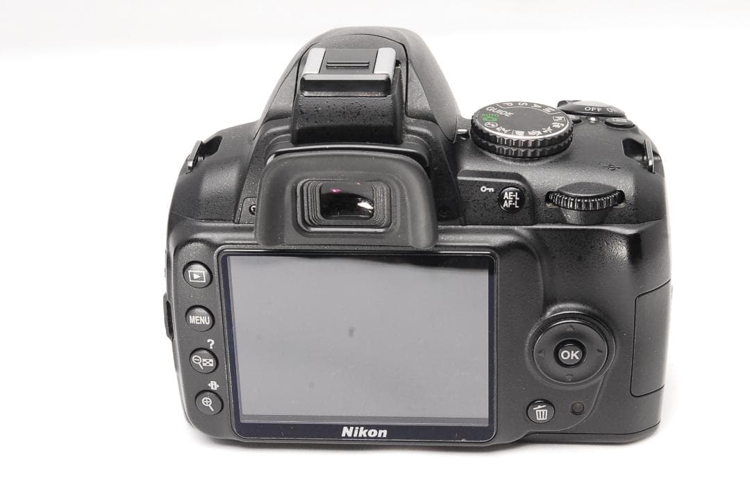 ♥ Nikon D3000 ♥初心者さんおすすめ♥ 元箱付き 撮影枚数新品級