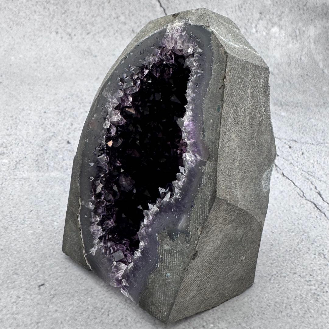 G-99アメジストクラスター 小型ドーム 原石 天然石 パワーストーン　希少