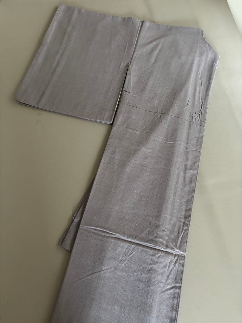 〈訳あり価格〉正絹 無地 袷 結城紬 グレイッシュパープル 洒落紋 波に千鳥