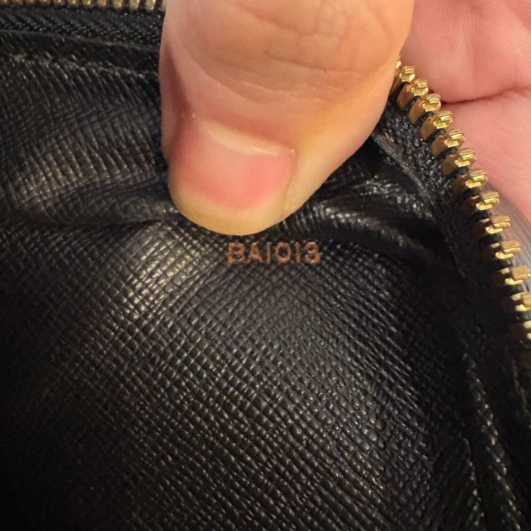 ルイヴィトン エピ ポルトドキュマン 黒 バッグ　ビジネスバッグ　A4収納可能