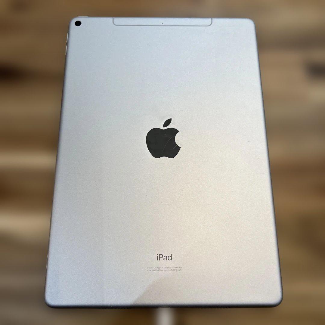 M834 SIMフリー　ipad Air 第三世代　64GB