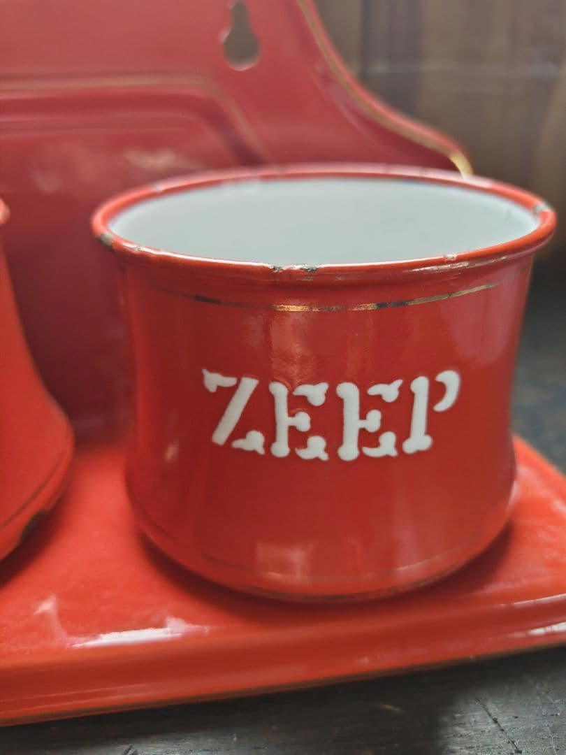 アンティーク　ホーロー　サボンラック　レッド