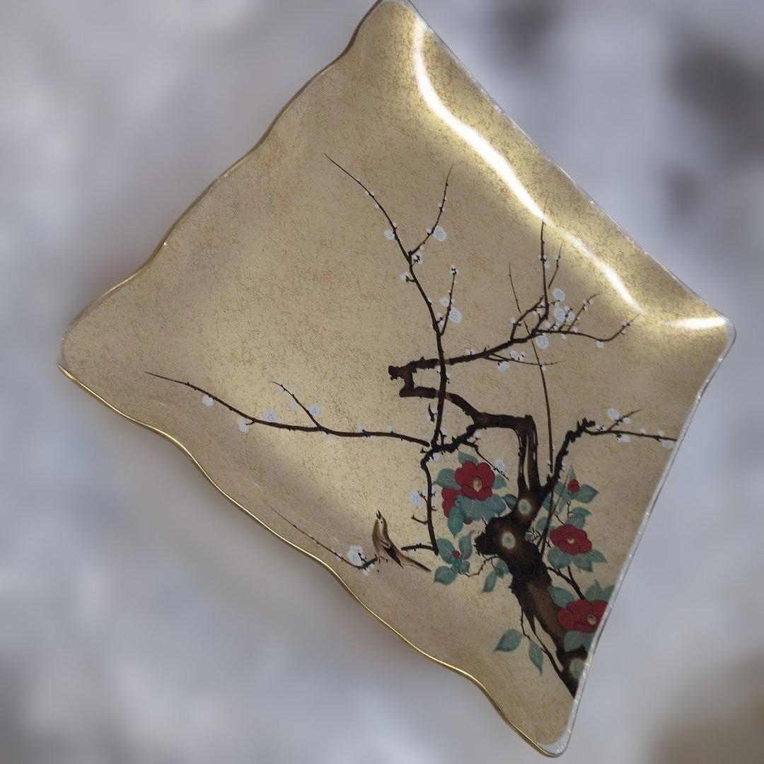 金色の梅と小鳥の四角皿
