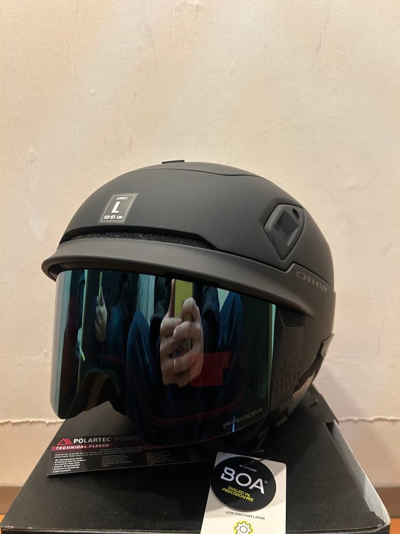 【新品未使用箱付き】OAKLEY MOD7 ヘルメット ゴーグル付 Lサイズ