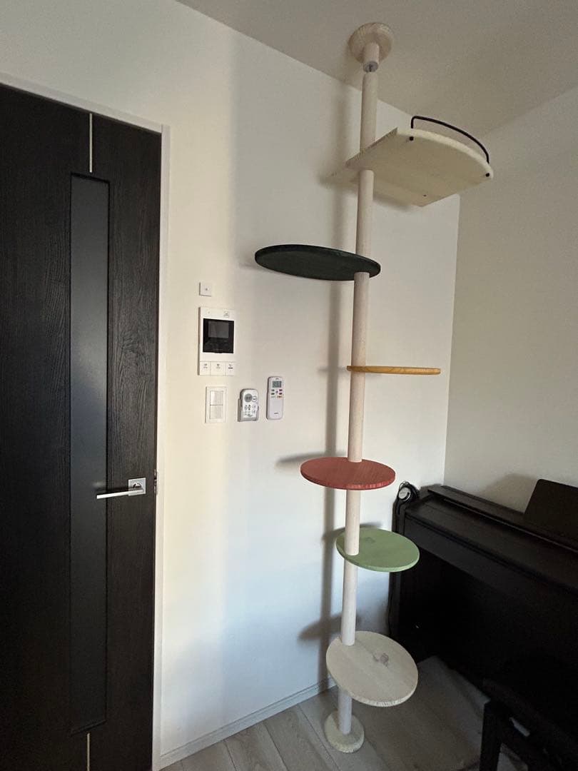 多色 木製 突っ張り型キャットタワー