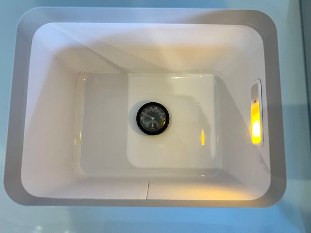 Makita マキタ　充電式保冷温庫　CW180DZ