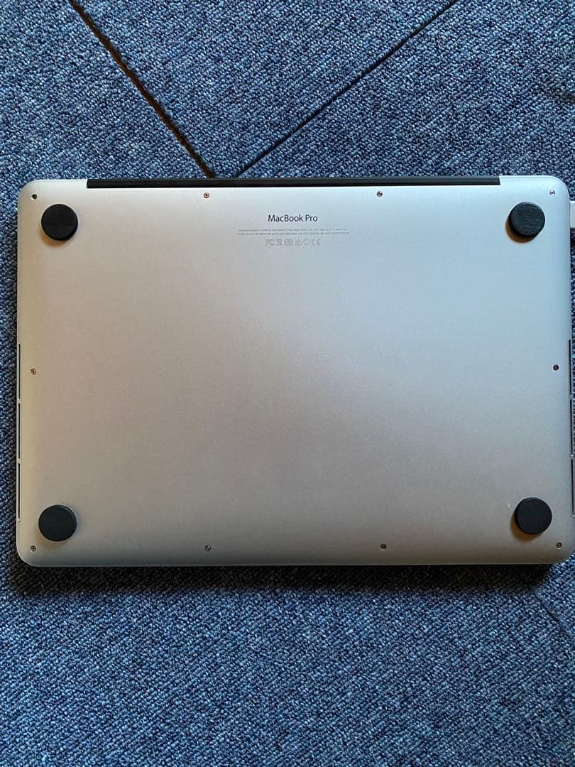r*a様 MacBook Pro 2015 16G 256G 画面美品