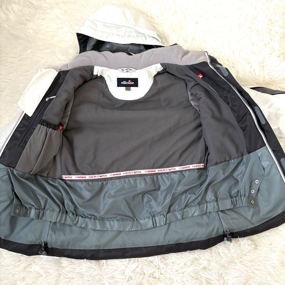 美品☆ellesse ITALY エレッセ　スキーウェア　上S 下M ホワイト