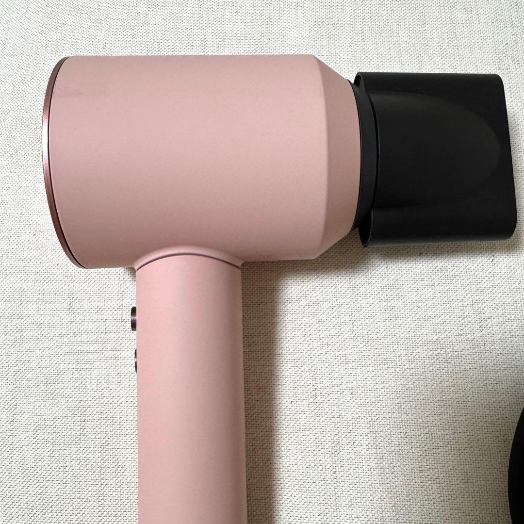 ダイソン スーパーソニック ヘアドライヤー　限定色　さくらロゼゴールド