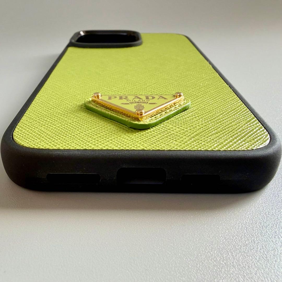 新品 未使用 プラダ PRADA iPhoneケース 16 ProMax ロゴ