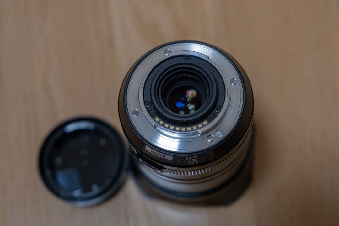 FUJIFILM XF33mm F1.4 単焦点レンズ　純正メタルフードつき